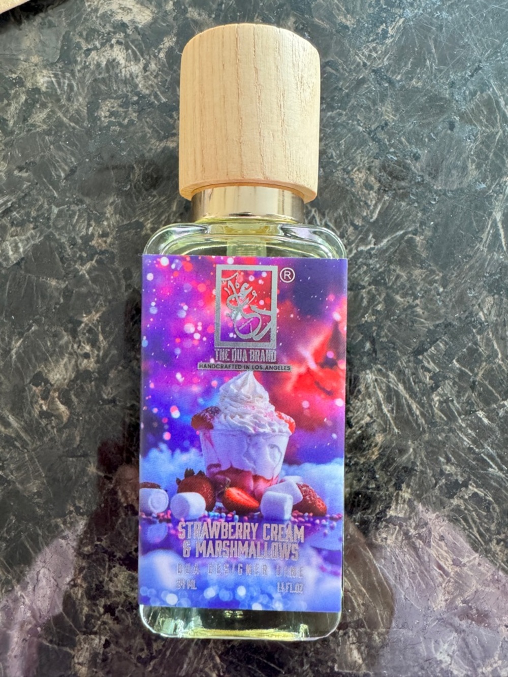 DUA brand
Strawberry and Cream